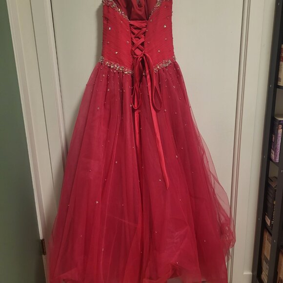 Grad dress - Picture 3 of 4